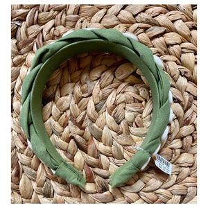 NWT Urban Outfitters Green Headband with Shells